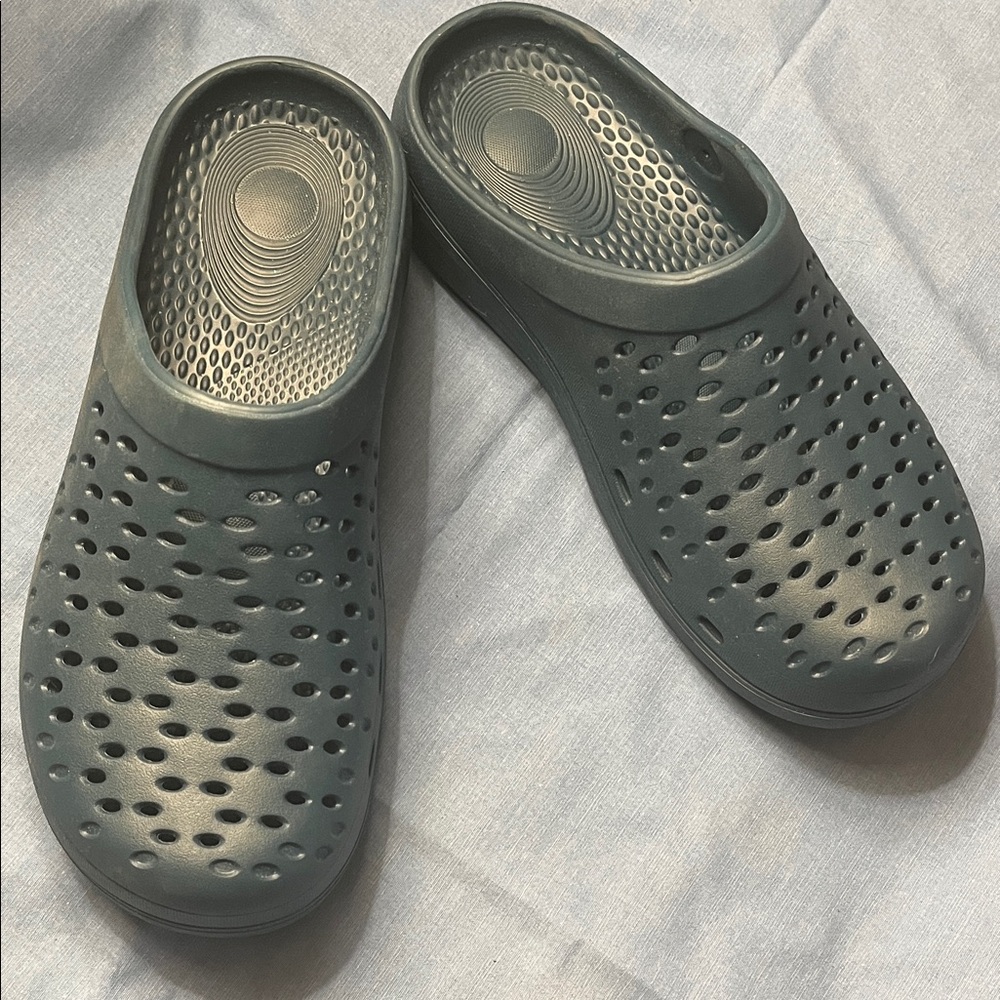 REVITALIGN Women's Slip-On Clog Mules in Dark Gray